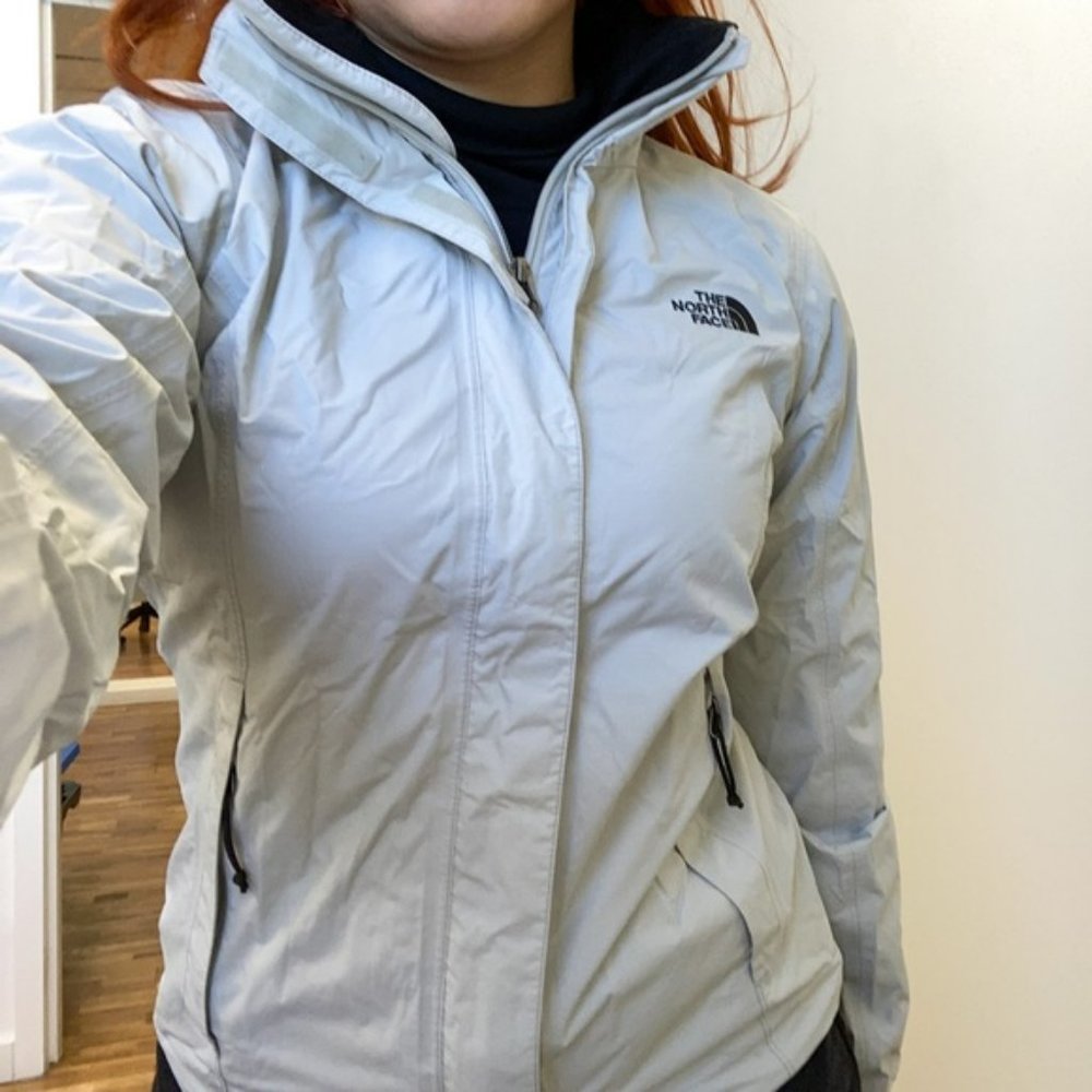 THE NORTH FACE Women's Resolve 2 Rain Jacket